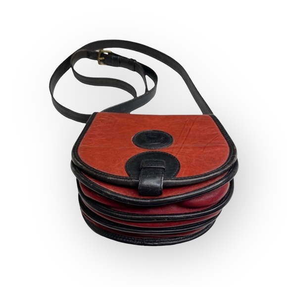 Vintage: Boots ‘n Bags ❁ Accordion Mini Crossbody Saddle Bag ❁ Brick Red Leather - Picture 15 of 16